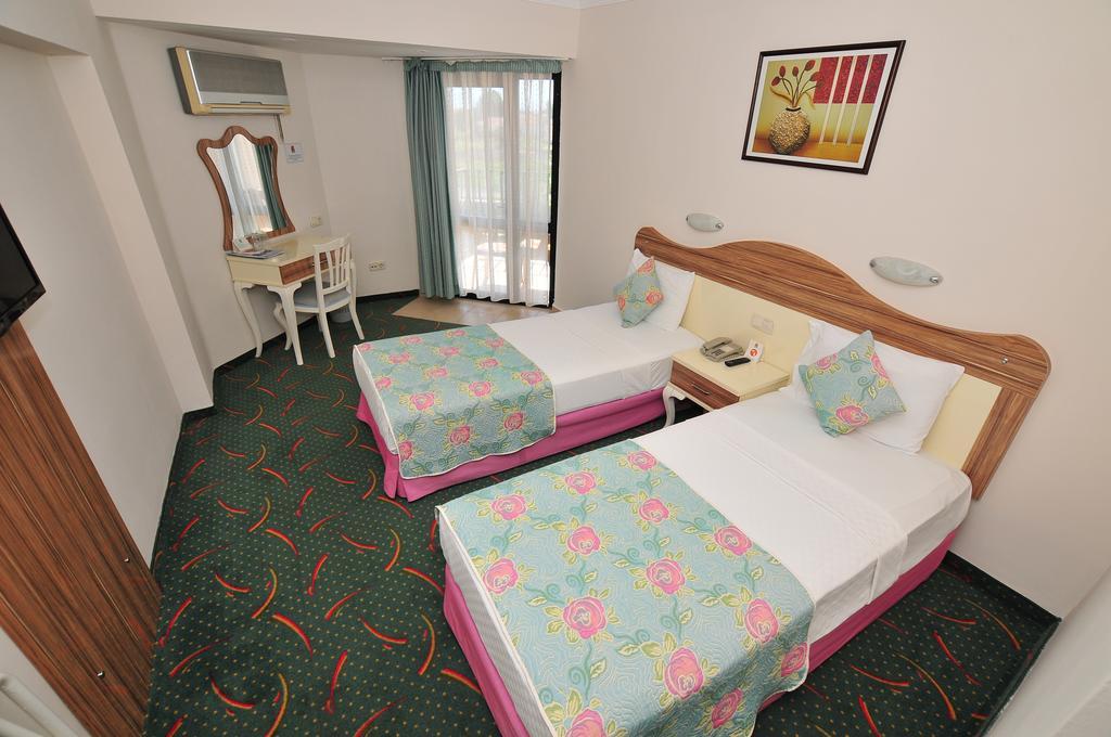 Hotel Pelin Fethiye Eksteriør billede
